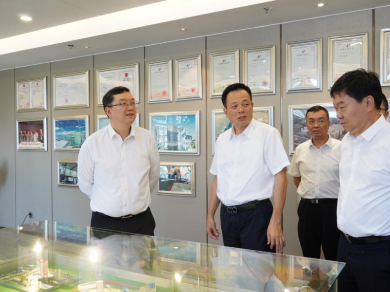 马咏华一行赴厦门华特集团调研